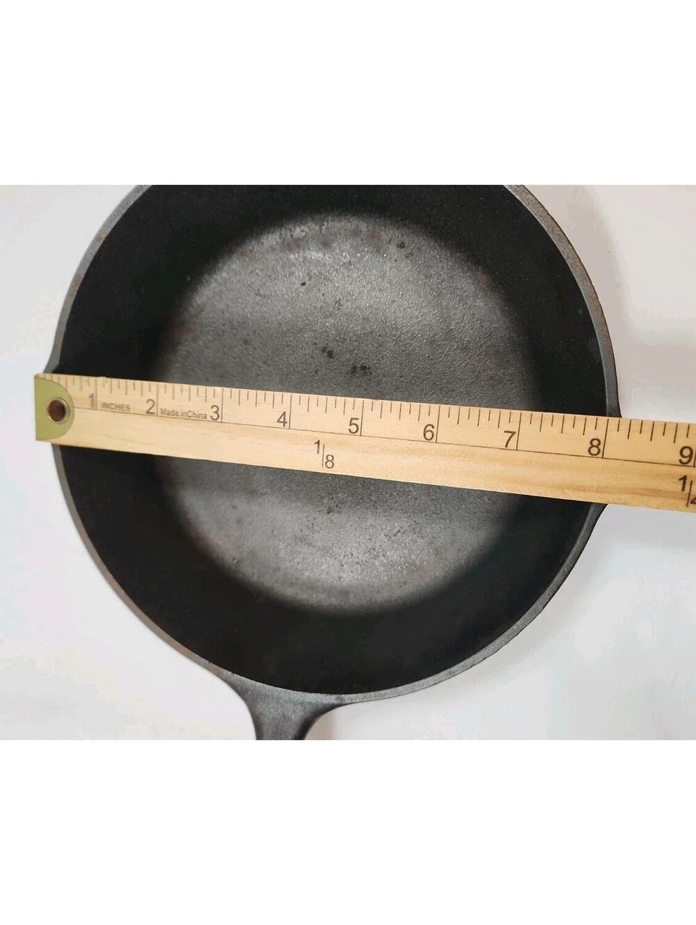 Lodge cast iron skillet 5SK, Needs TLC See Pics,  Decor Or Restore